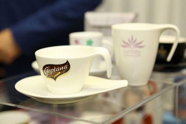 Filiżanka porcelanowa