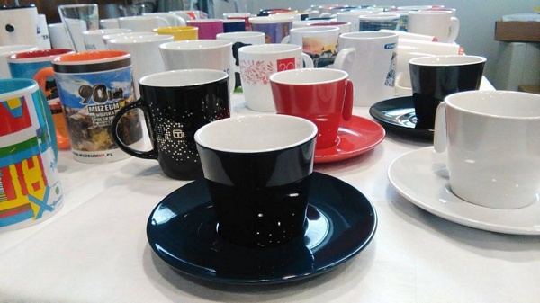 Filiżanki i kubki ceramiczne